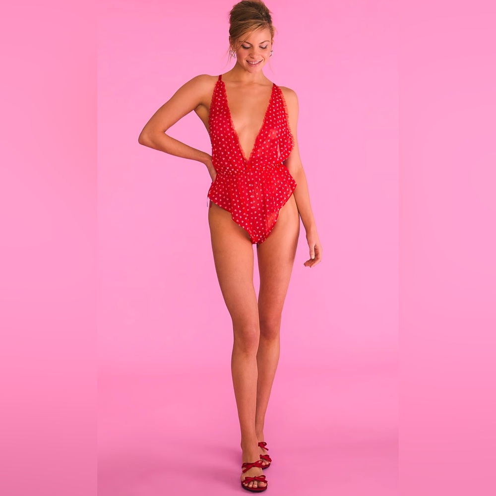 VICTORIA'S SECRET
Tease Heart Mesh Romper